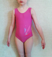 продам купальник для спортивной гимнастики малиново-фиолетовый